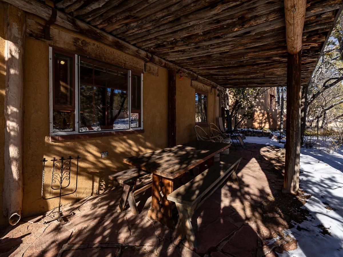 Sun Mountain View, 2 Bedrooms, Fireplace, Balcony, Sleeps 6 * Santa Fe